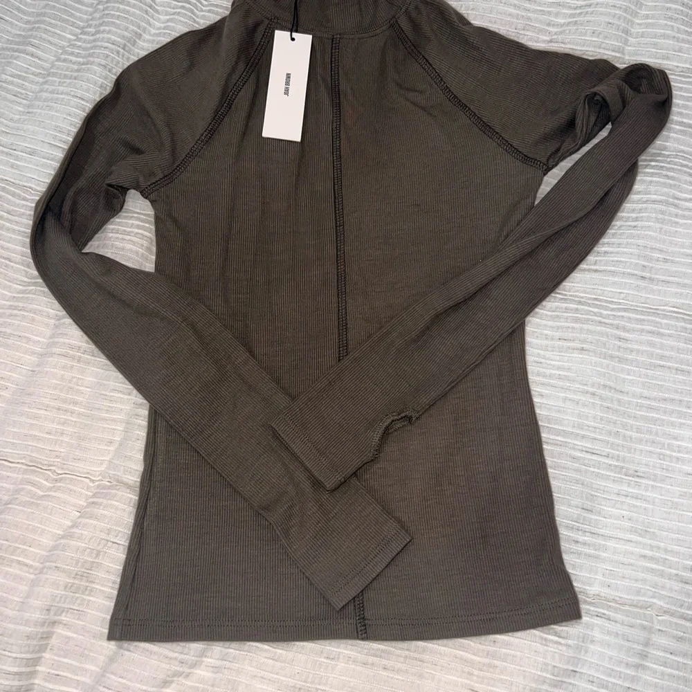 Jonah Brown XS/S Top - Picture 2 of 6